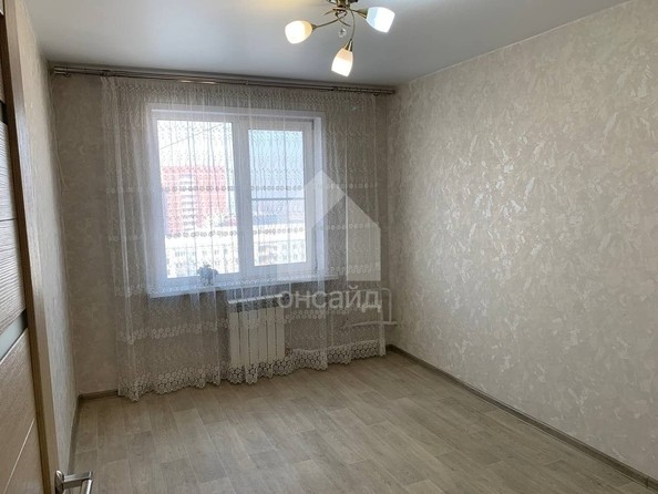 
   Продам 2-комнатную, 48 м², Строителей Проспект, 12

. Фото 10.