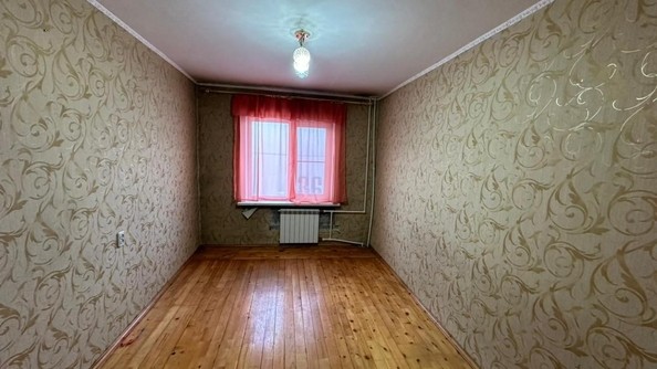 
   Продам 3-комнатную, 62.5 м², Строителей Проспект, 44

. Фото 3.