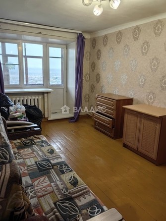 
   Продам 2-комнатную, 42.7 м², Комарова ул, 16

. Фото 8.