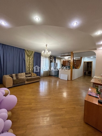 
   Продам 4-комнатную, 157.9 м², Добролюбова ул, 6А

. Фото 3.