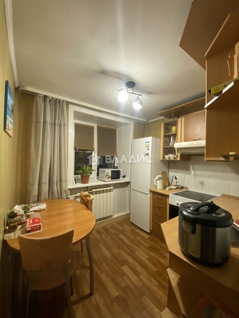 
   Продам 1-комнатную, 31.3 м², Комарова ул, 11

. Фото 1.