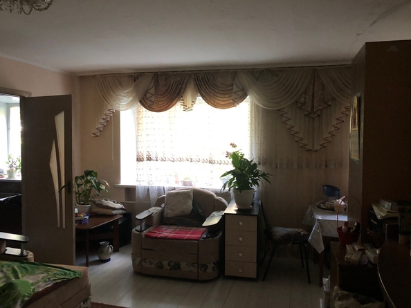 
   Продам 3-комнатную, 53 м², Октябрьская ул, 18

. Фото 5.