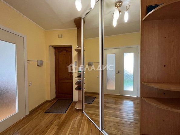 
   Продам 3-комнатную, 85.8 м², Бабушкина ул, 32

. Фото 1.