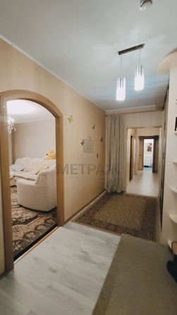 
   Продам 3-комнатную, 98.2 м², Бабушкина ул, 178

. Фото 4.