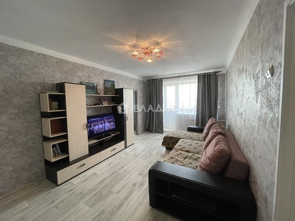 
   Продам 2-комнатную, 45 м², Нестерова ул, 2

. Фото 9.