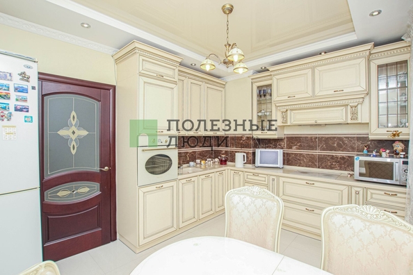 
   Продам 2-комнатную, 68 м², Хоца Намсараева ул, 2В

. Фото 8.