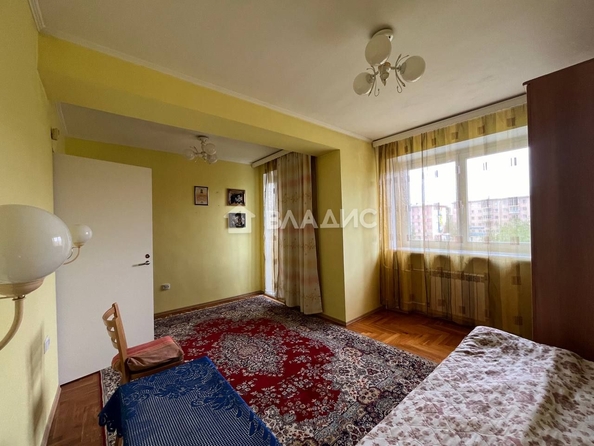 
   Продам 3-комнатную, 85.8 м², Бабушкина ул, 32

. Фото 5.