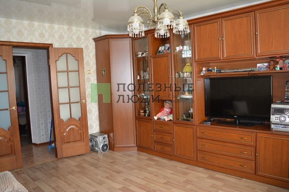 
   Продам 4-комнатную, 78.3 м², Добролюбова ул, 1

. Фото 7.