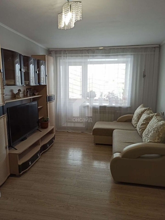 
   Продам 4-комнатную, 73.6 м², Строителей ул, 38

. Фото 9.