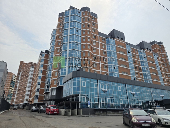 
   Продам 2-комнатную, 57.3 м², Строителей ул, 5А

. Фото 10.