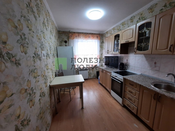 
   Продам 2-комнатную, 48.5 м², Тулаева ул, 152

. Фото 2.