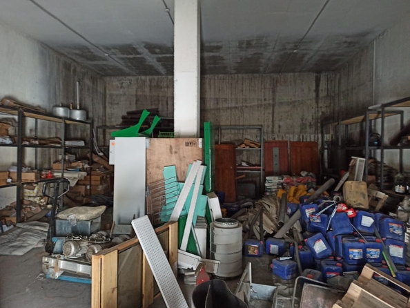 
  Продается бокс, 643.4 м², Ключевская ул
. Фото 7.