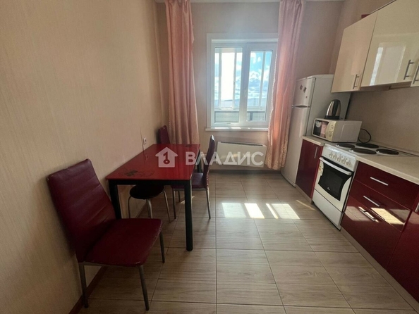 
  Продается 2-комн. квартира, 48.1 м², Борсоева ул, д. 77
. Фото 2.