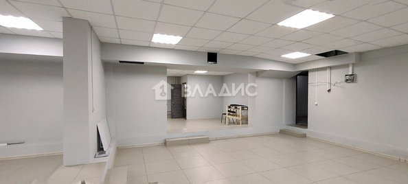 
  Продается универсальное помещение, 100.8 м², Трубачеева ул, д. 69
. Фото 3.