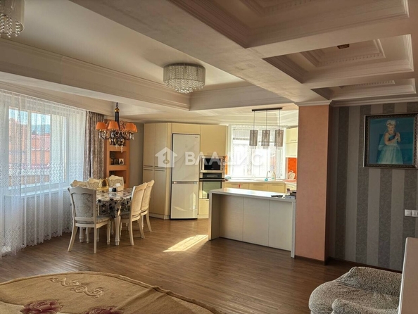 
  Продается 3-комн. квартира, 89.9 м², Тобольская ул, д. 163
. Фото 5.