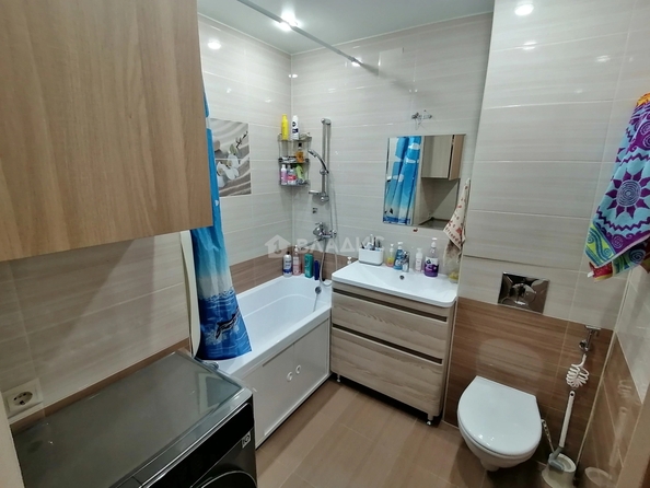 
  Продам 3-комн. квартиру 56.4 м². Фото 11.