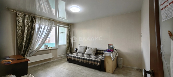 
  Продам 3-комн. квартиру 67 м². Фото 1.