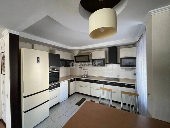 
  Продам 4-комн. квартиру 74.1 м². Фото 1.