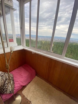 
  Продам 3-комн. квартиру 56.9 м². Фото 19.