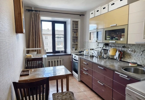
  Продам 3-комн. квартиру 61.9 м². Фото 6.