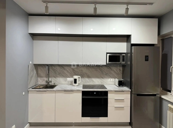 
  Продам 3-комн. квартиру 63.4 м². Фото 4.