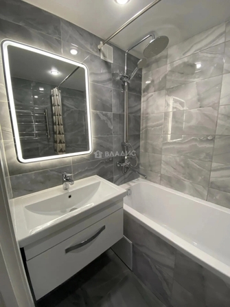 
  Продам 3-комн. квартиру 63.4 м². Фото 9.