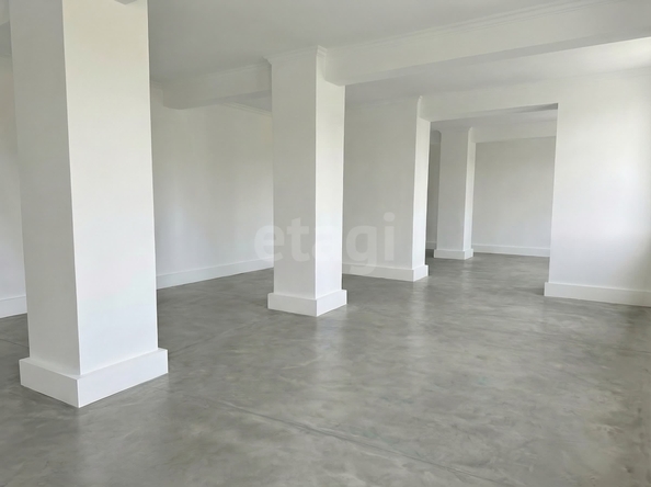 
  Продается торговая площадь 350 м². Фото 2.