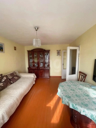 
  Продается 4-комн. квартира 75.5 м². Фото 1.