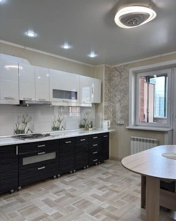 
  Продается 2-комн. квартира 66.5 м², в ЖК Изумрудный, 3 очередь. Фото 8.