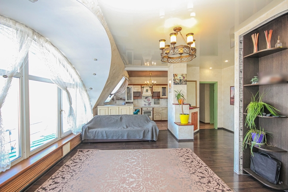 
  Продается 3-комн. квартира 97.4 м². Фото 1.