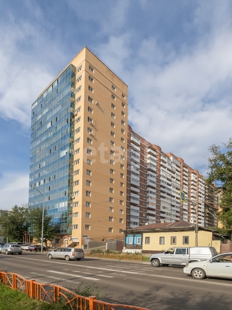 
  Продается 3-комн. квартира 78 м², в ЖК Изумрудный, 4 очередь. Фото 1.
