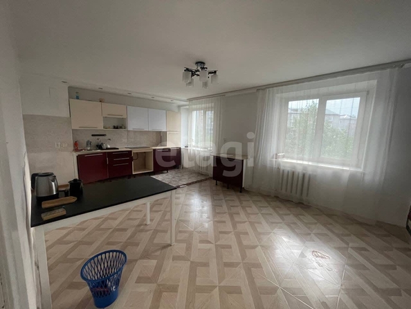 
  Продается 4-комн. квартира 84.3 м². Фото 1.
