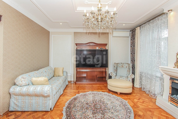 
  Продается 4-комн. квартира 244.6 м². Фото 2.