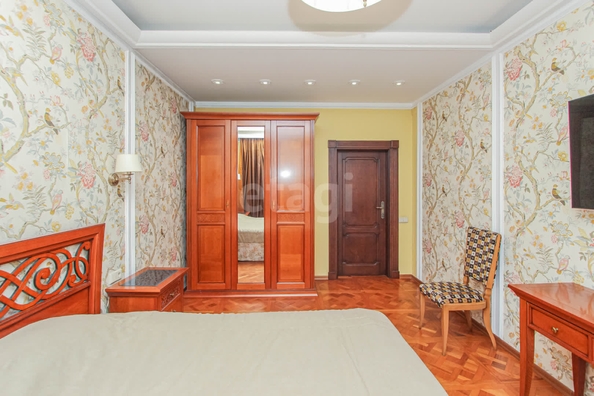 
  Продается 4-комн. квартира 244.6 м². Фото 13.