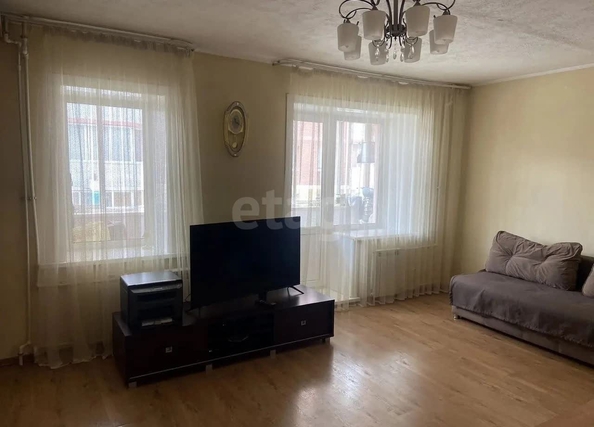 
  Продается 4-комн. квартира 70.8 м². Фото 2.