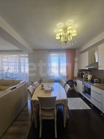 
  Продается 3-комн. квартира 75.8 м². Фото 1.