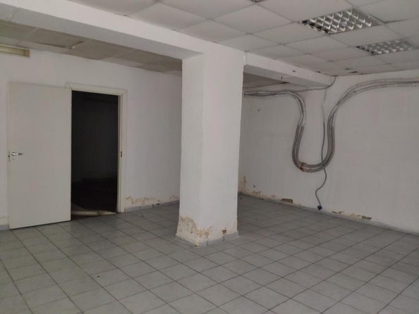 
   Сдам помещение свободного назначения, 298 м², Литвинова ул, 3

. Фото 8.