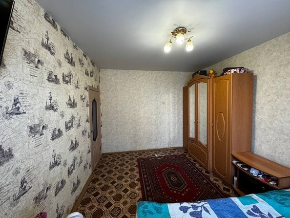 
   Продам 3-комнатную, 52.2 м², Оренбургская ул, 2А

. Фото 6.