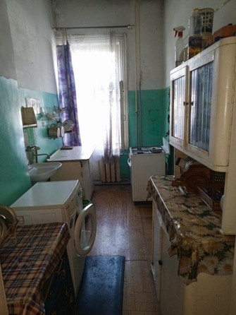 
   Продам 3-комнатную, 71 м², Дзержинского ул, 37

. Фото 10.