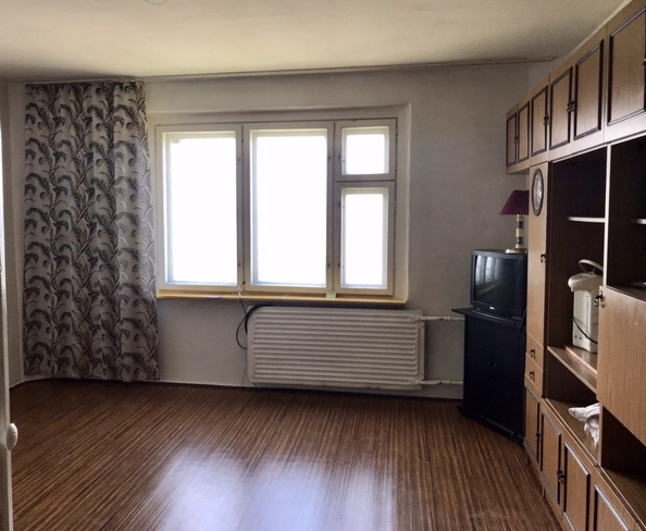 
   Продам 3-комнатную, 67 м², Белградская ул, 25

. Фото 1.