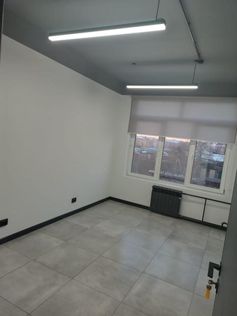 
   Продам помещение свободного назначения, 36.7 м², Софьи Перовской ул, 30

. Фото 5.