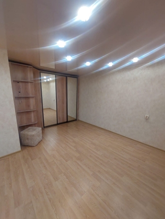 
   Продам 1-комнатную, 33.9 м², Строительная ул, 11

. Фото 5.