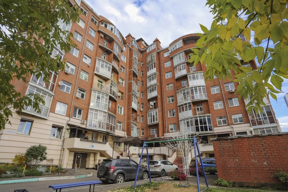 
   Продам 3-комнатную, 183 м², Дальневосточная ул, 154/3

. Фото 28.