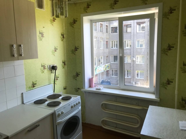 
   Продам 2-комнатную, 43 м², Мечтателей ул, 17

. Фото 1.