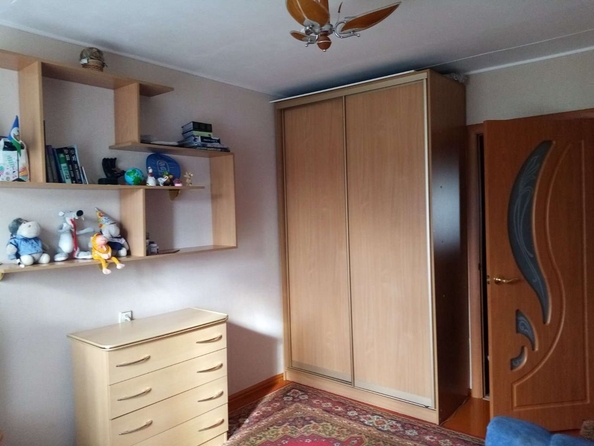 
   Продам 2-комнатную, 52 м², Героев Труда ул, 35

. Фото 15.