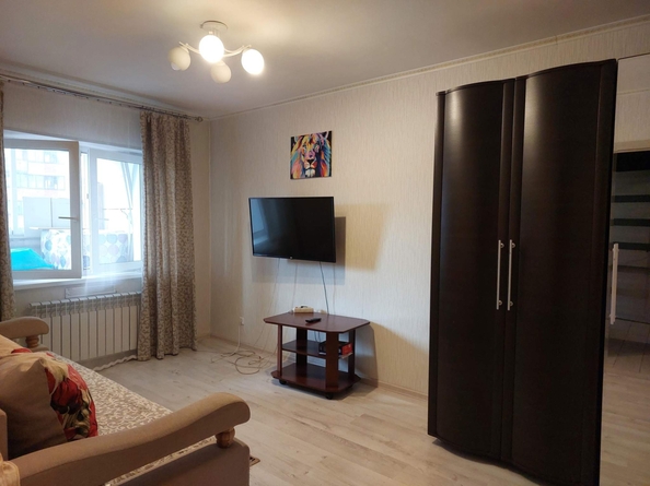 
  Сдается 1-комн. квартира, 45 м², Баррикад ул
. Фото 2.