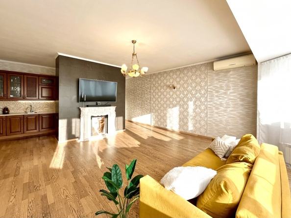 
  Продается 3-комн. квартира, 159 м², Гагарина б-р, д. 68В
. Фото 2.