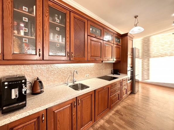 
  Продается 3-комн. квартира, 159 м², Гагарина б-р, д. 68В
. Фото 9.