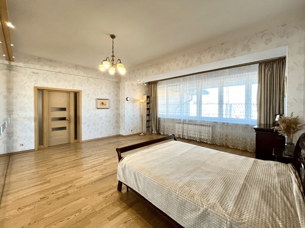 
  Продается 3-комн. квартира, 159 м², Гагарина б-р, д. 68В
. Фото 16.