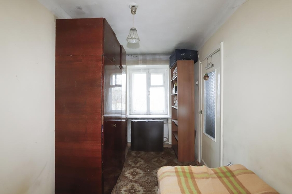 
  Продается 3-комн. квартира, 54 м², Просвещения ул, д. 36
. Фото 10.